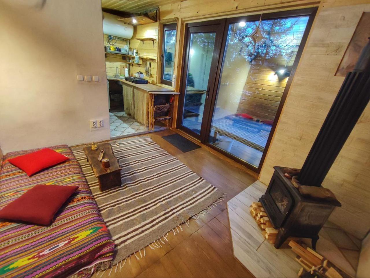 Eco Glamping - Carpathians. Retreat Hub Dzin Space Verkhovyna Εξωτερικό φωτογραφία